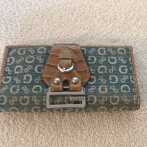 Guess Wallet